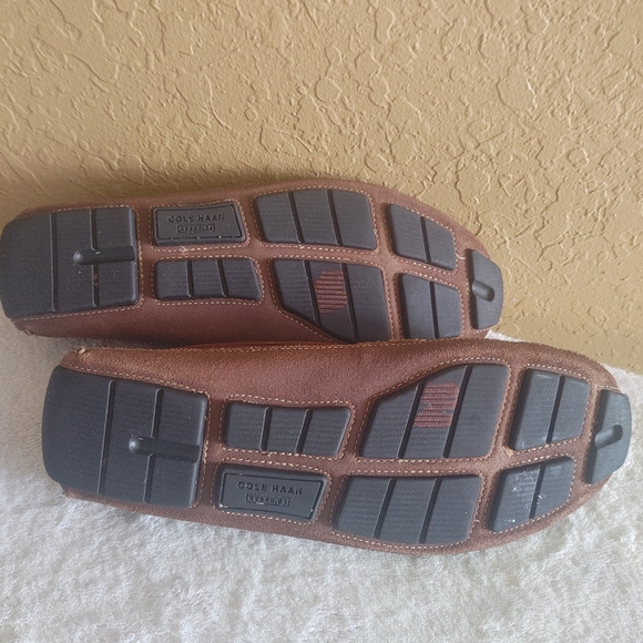 Shoes - Picture 5 of 7
